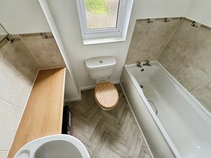 Family Bathroom- click for photo gallery